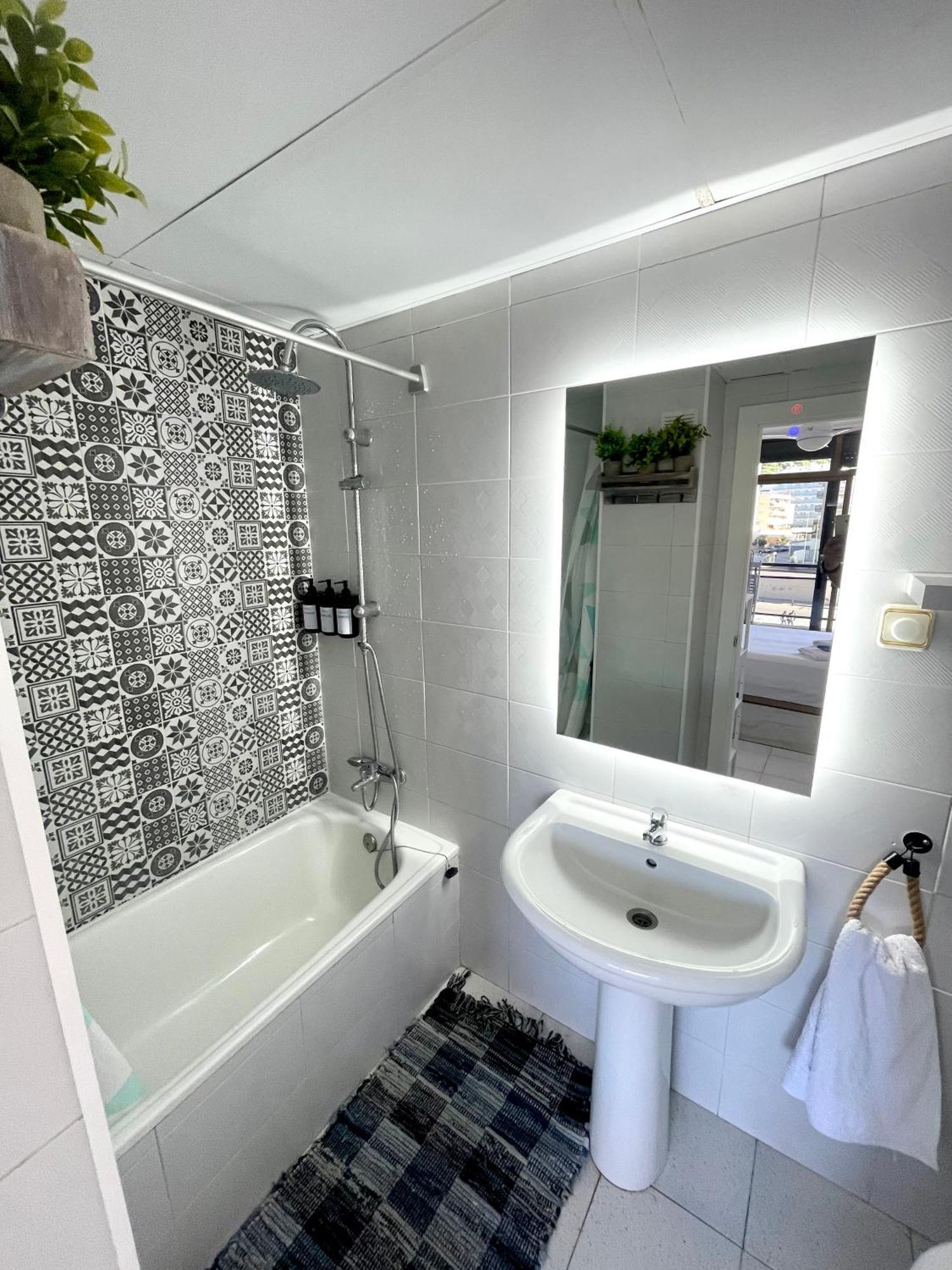 Apartemento Piscina Centro Calella 3 Min Playa Buitenkant foto