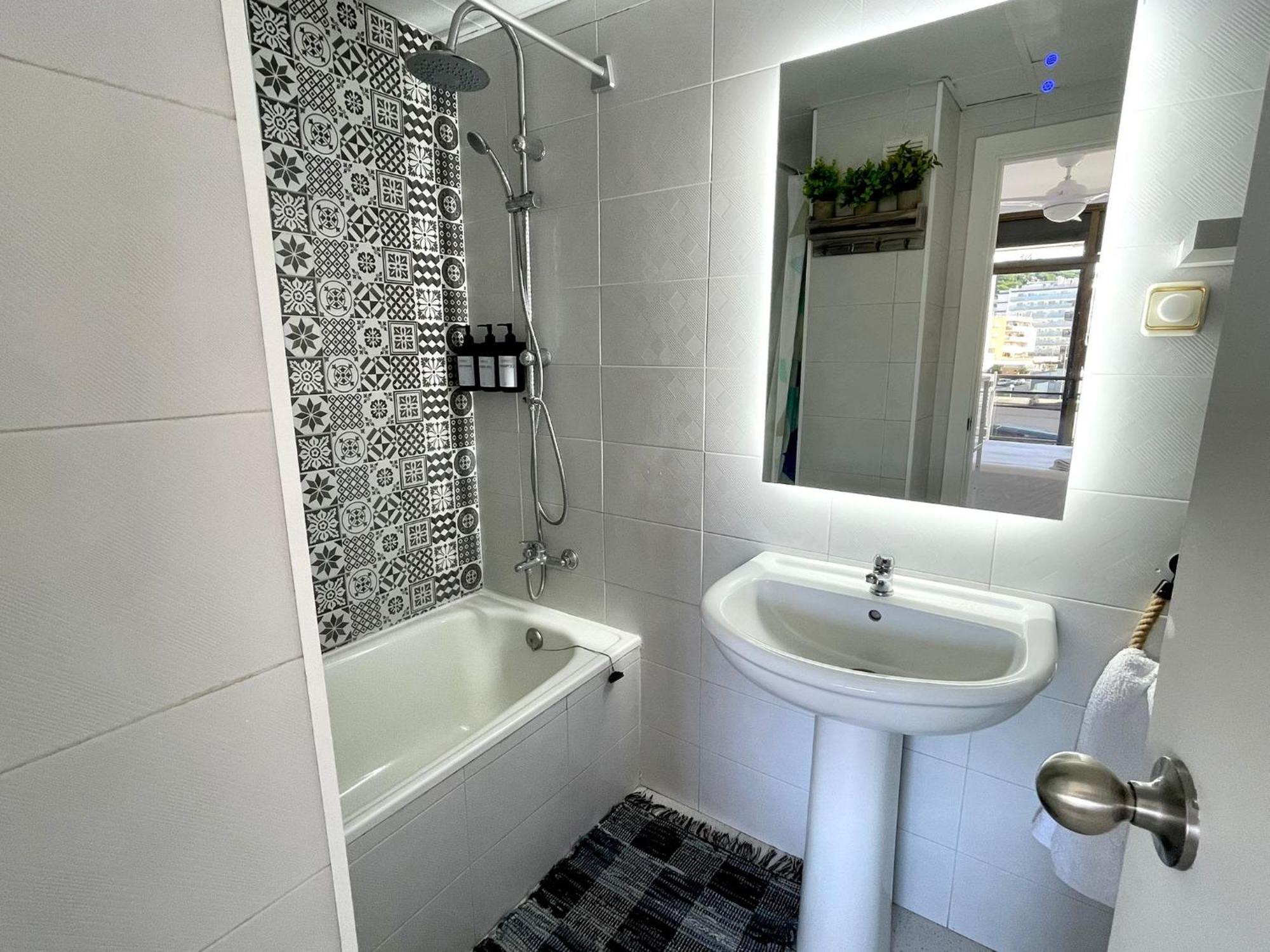 Apartemento Piscina Centro Calella 3 Min Playa Buitenkant foto